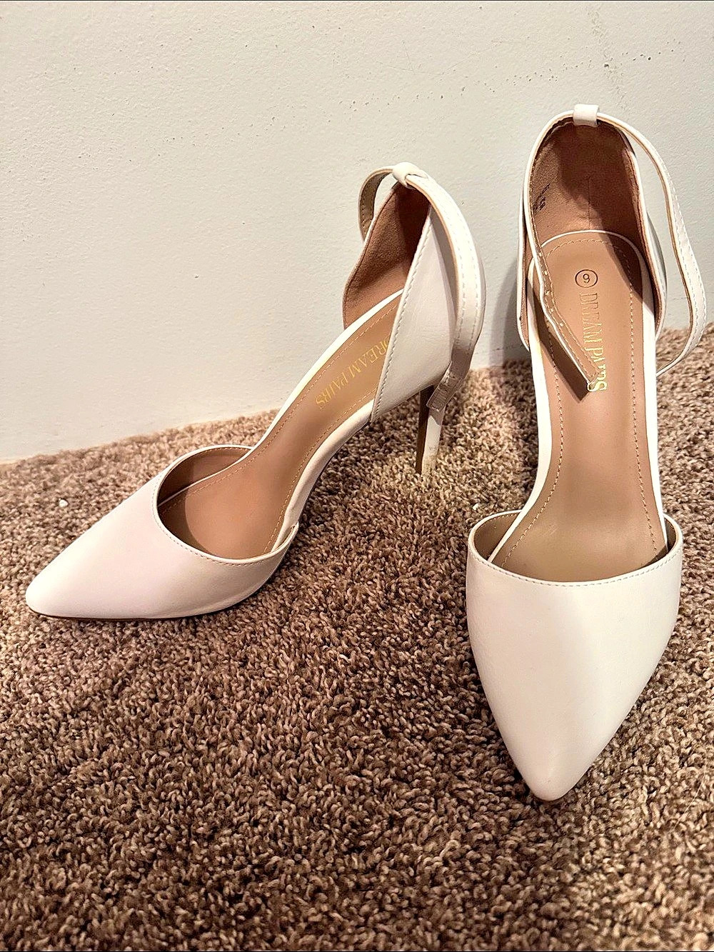 Dream Pairs Ankle Strap Pointy Stiletto Heel Pumps White US 9